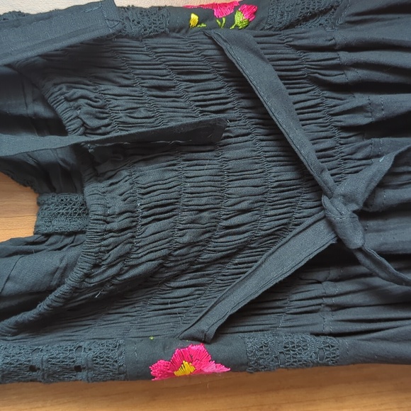 Linen Maxi Dress - Picture 3 of 5